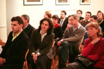 The audience of the event. In the middle, Ramona Mitrica, Director of the Ratiu Foundation / Romanian Cultural Centre