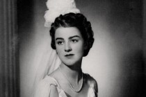 Elisabeth Pilkington as a “debutante”, 1939